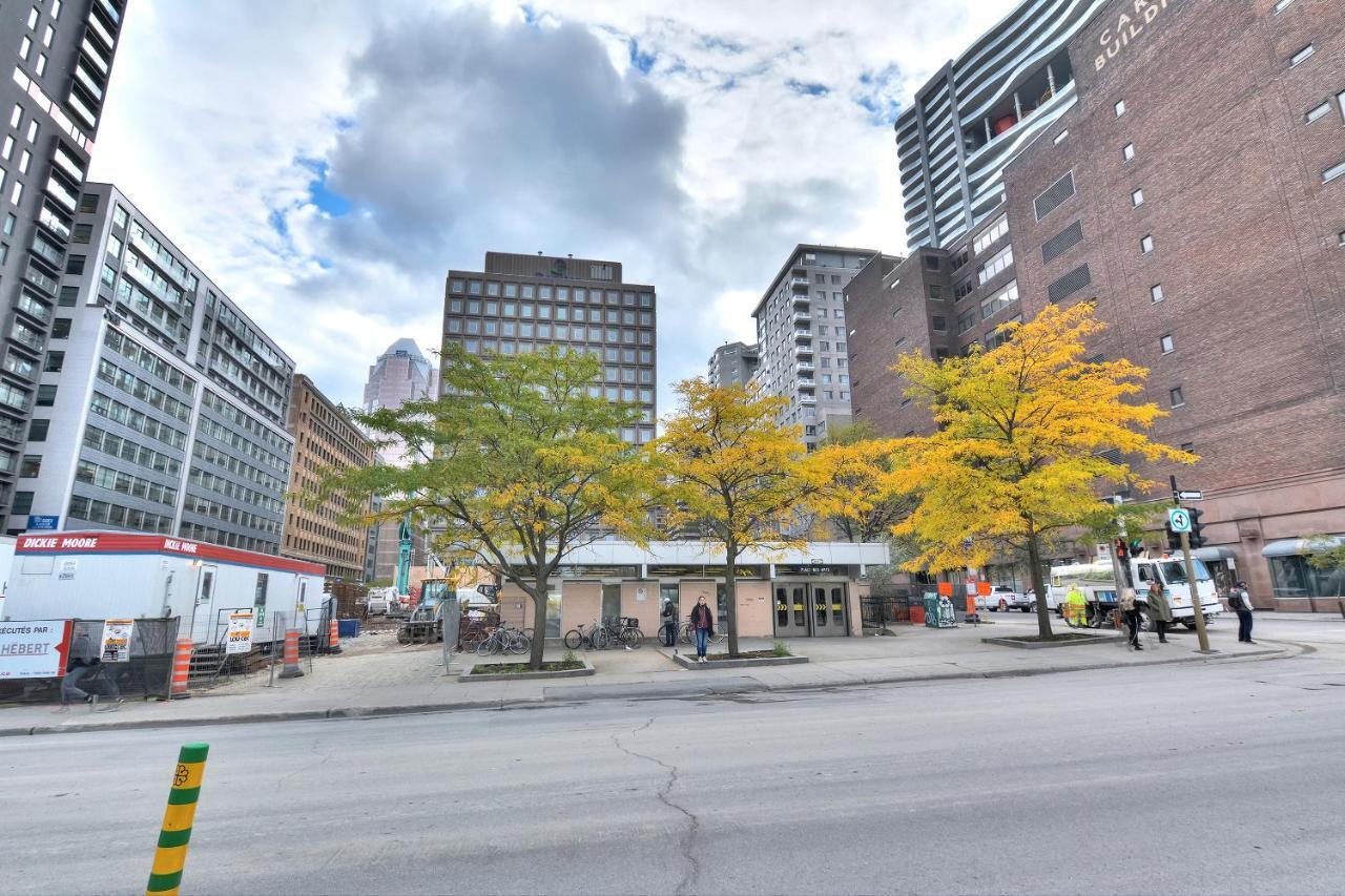 Place-Des-Arts Suites Montreal Exterior foto